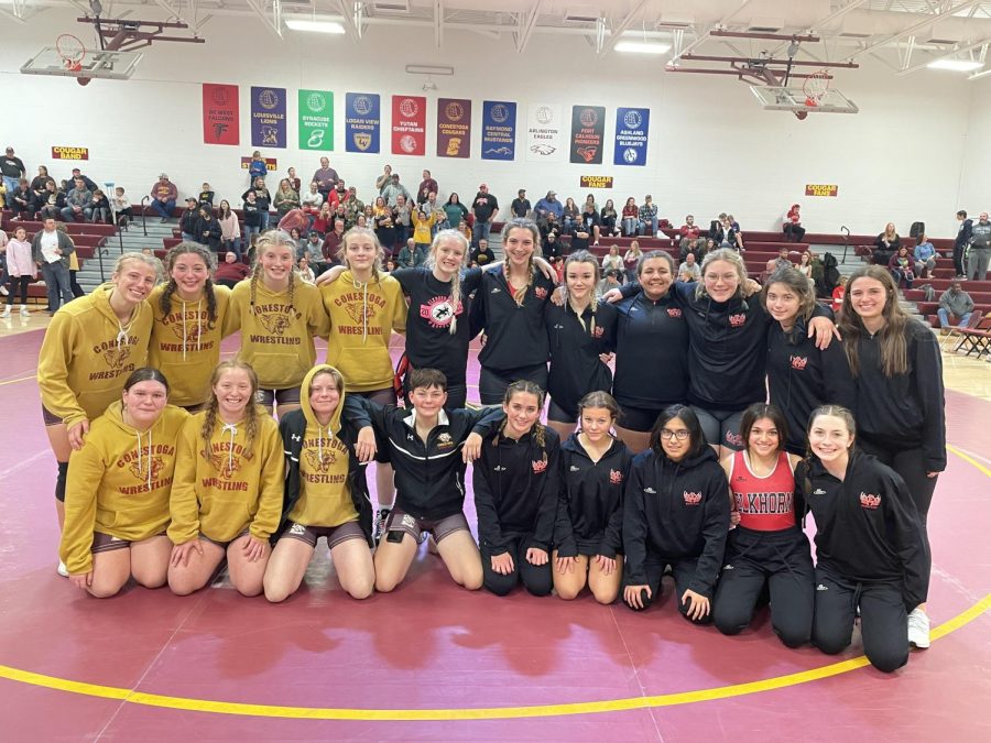 Conestoga  and Elkhorn get a picture after making history